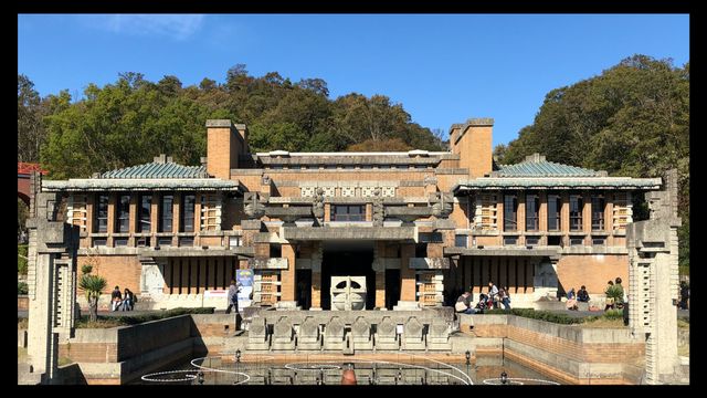 Frank Lloyd Wright in Japan  presentation main image